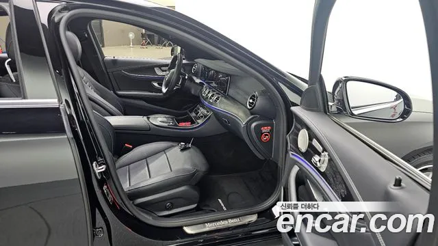 Mercedes-Benz E-Class W213 — Фото автомобиля 16