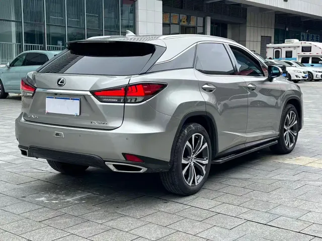 Lexus RX — Фото автомобиля 9