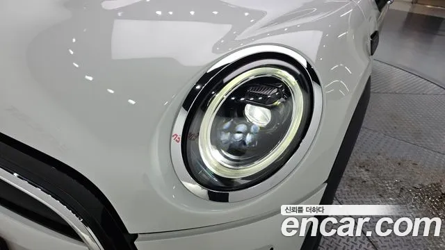 Mini Cooper Convertible — Фото автомобиля 22