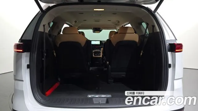 Kia Carnival 4th Gen — Фото автомобиля 27