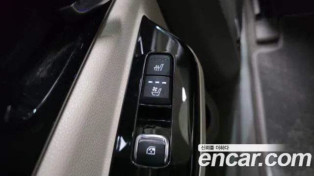 Kia Canival Carnival 4 поколение Бензин 7 мест Signature — Фото автомобиля 19