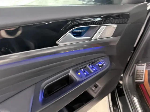 Volkswagen Passat — Фото автомобиля 8