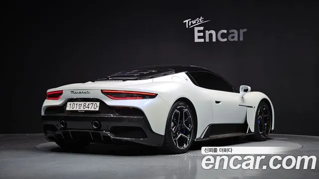 Maserati MC20 — Фото автомобиля 2
