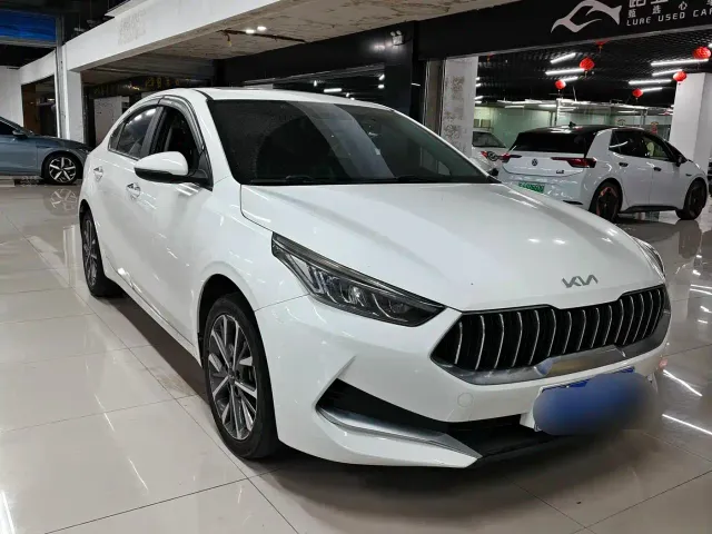 Kia K3 — Фото автомобиля 3