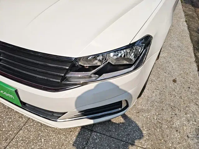 Volkswagen Lavida — Фото автомобиля 23