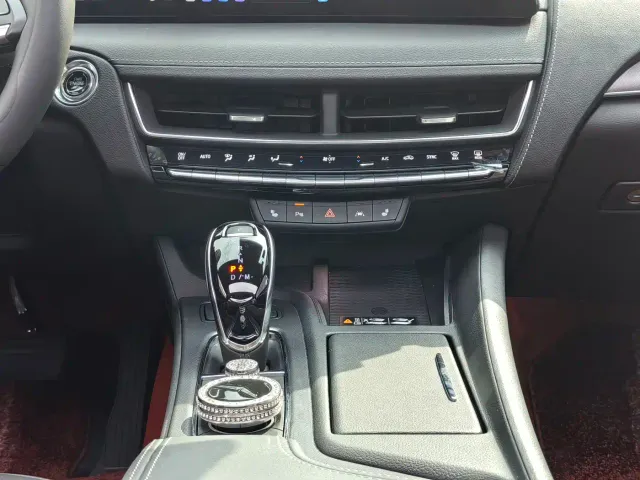 Cadillac CT5 — Фото автомобиля 18