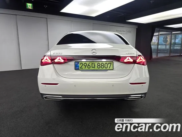 Mercedes-Benz E-Class W214 — Фото автомобиля 4