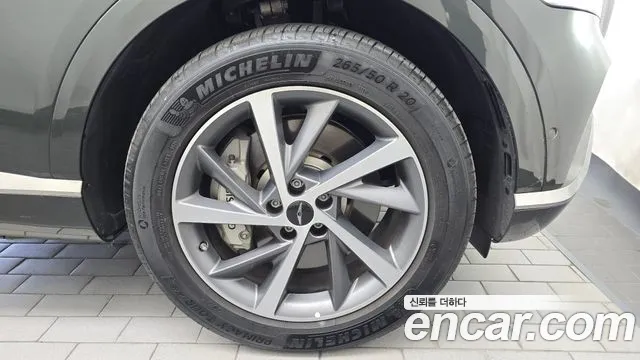 Genesis GV80 — Фото автомобиля 6