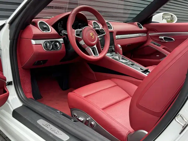 Porsche 718 — Фото автомобиля 6