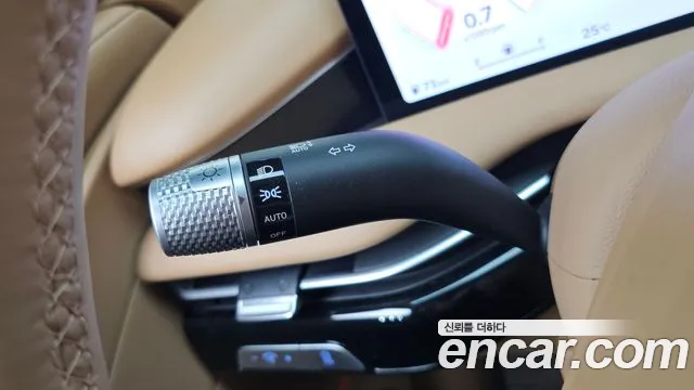 Genesis G80 Бензин 2.5 турбо 2WD — Фото автомобиля 8
