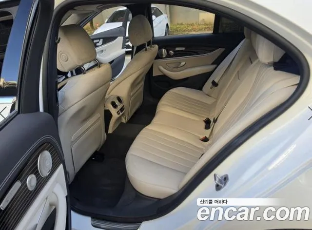 Mercedes-Benz E-Class W213 — Фото автомобиля 7