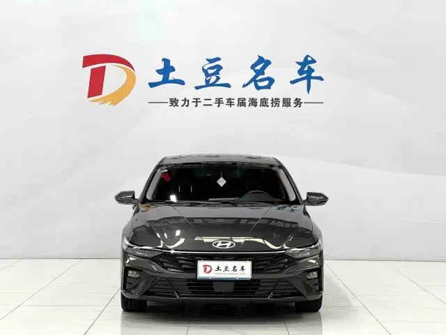 Hyundai Elantra — Фото автомобиля 2