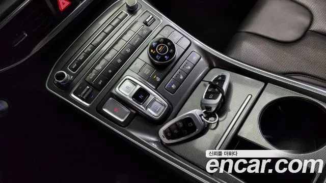 Hyundai Santafe Новый Santa Fe Дизель 2.2 4WD — Фото автомобиля 9
