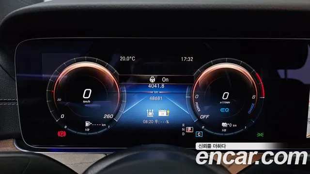 Mercedes-Benz E-Class — Фото автомобиля 8