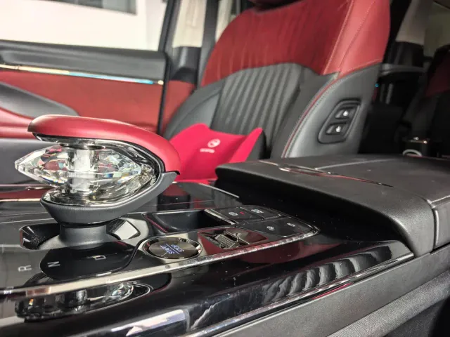 GAC Trumpchi E9 — Фото автомобиля 28