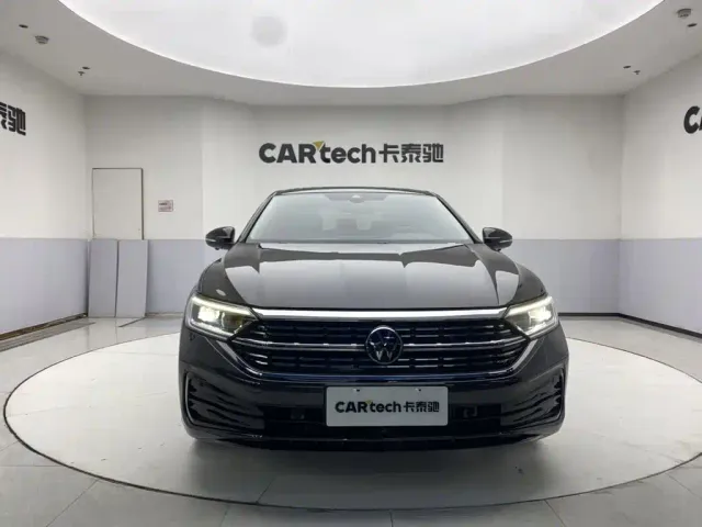 Volkswagen Sagitar — Фото автомобиля 3