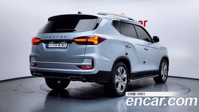 KG_Mobility_Ssangyong Rexton All Rexton Дизель 2.2 4WD — Фото автомобиля 2