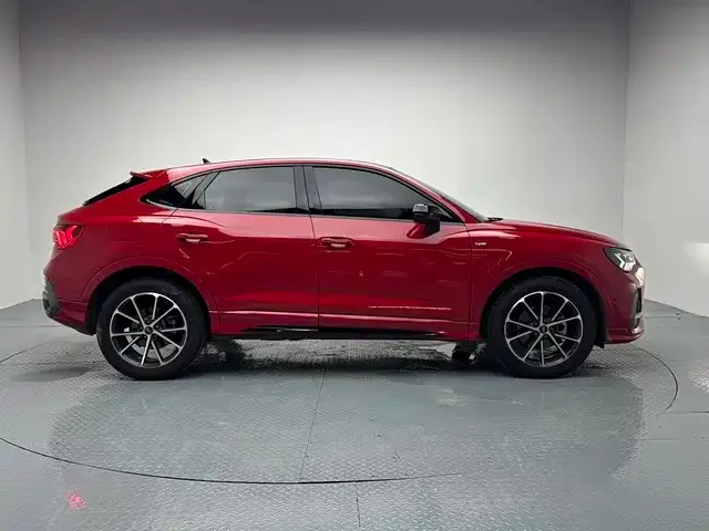 Audi Q3 Sportback — Фото автомобиля 5