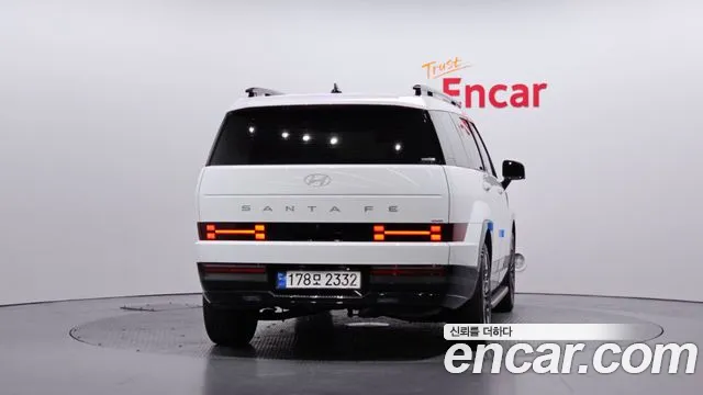 Hyundai Santafe — Фото автомобиля 4