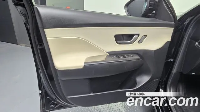 Hyundai Kona SX2 — Фото автомобиля 13