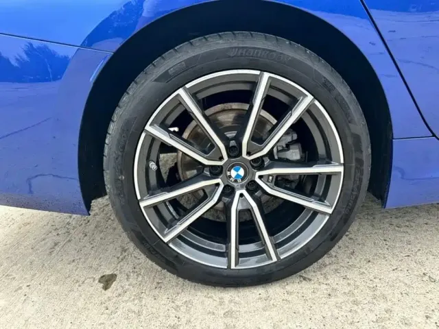 BMW 3 Series — Фото автомобиля 20