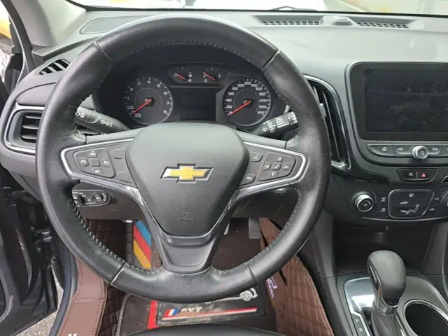 Chevrolet Equinox — Фото автомобиля 6