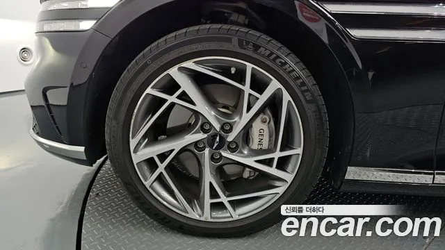 Genesis G90 Бензин 3.5 турбо AWD — Фото автомобиля 5