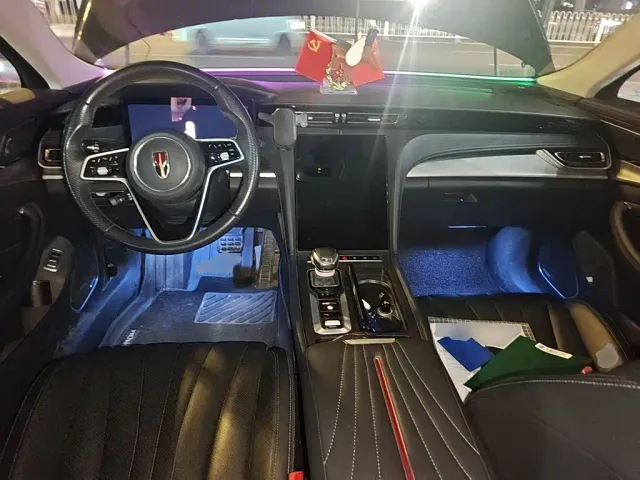Hongqi H5 — Фото автомобиля 10