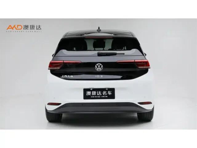 Volkswagen ID.3 — Фото автомобиля 4