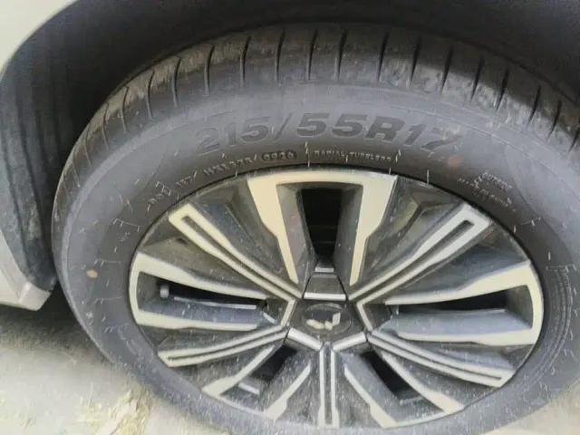 Wuling Starlight 730 — Фото автомобиля 7