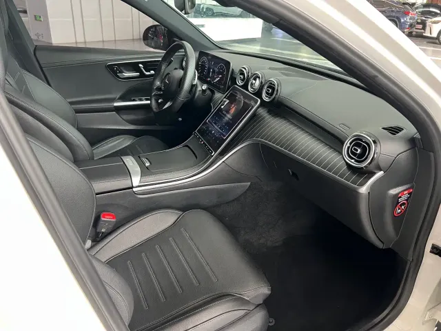 Mercedes-Benz C-Class — Фото автомобиля 15
