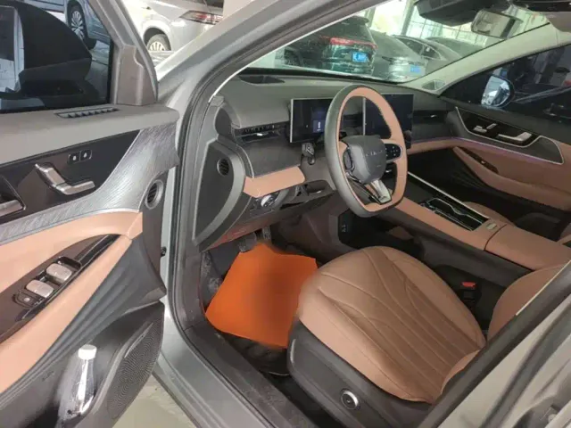 Chery Tiggo 8L — Фото автомобиля 15