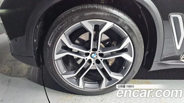 BMW X5 — Фото автомобиля 5