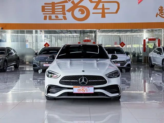 Mercedes-Benz C-Class — Фото автомобиля 3