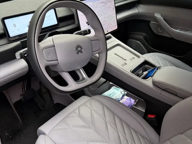 Nio EC6 — Фото автомобиля 3