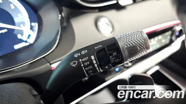 Genesis GV70 2.5T Бензин AWD — Фото автомобиля 27