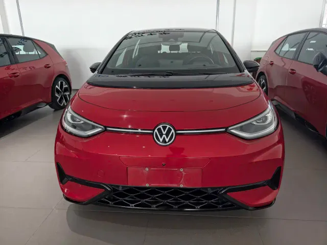 Volkswagen ID.3 — Фото автомобиля 2