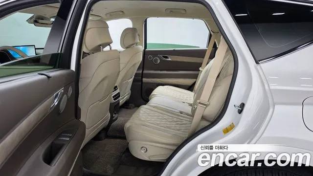 Genesis GV80 — Фото автомобиля 12