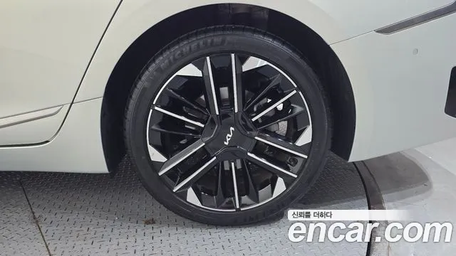 Kia K8 (New) Hybrid — Фото автомобиля 6