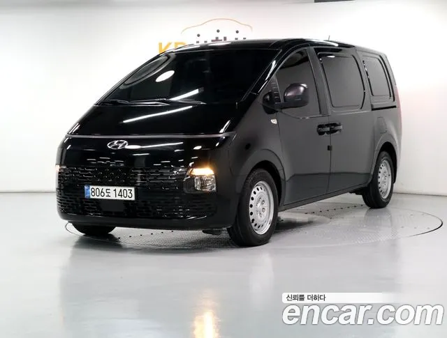 Фотография автомобиля — Hyundai Staria