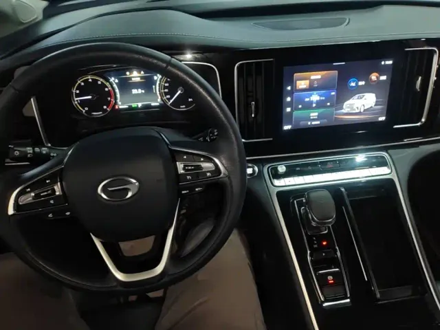 GAC Trumpchi M8 — Фото автомобиля 9
