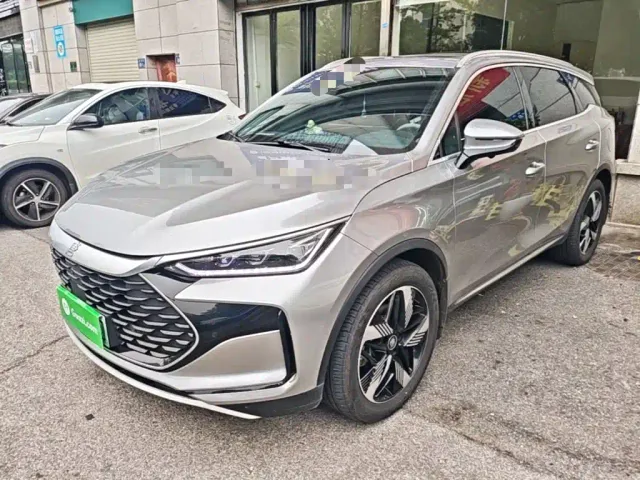 Фотография автомобиля — BYD Tang