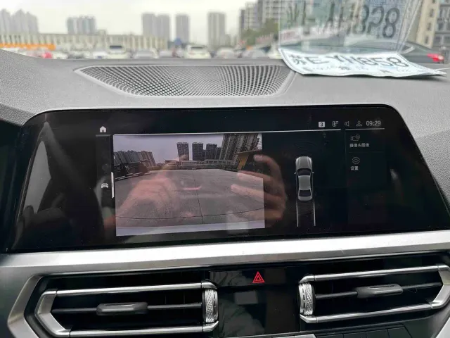 BMW 3 Series — Фото автомобиля 16
