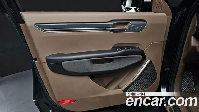 Kia EV9 — Фото автомобиля 13