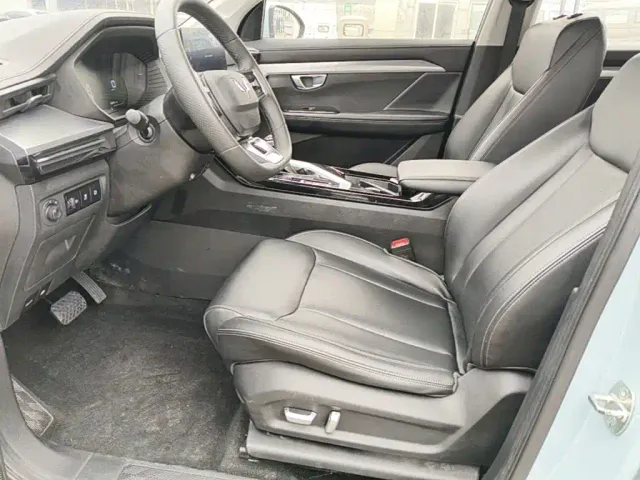 Wuling Asta — Фото автомобиля 14