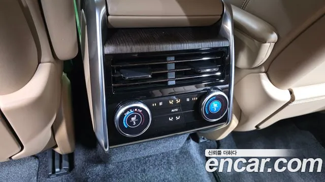 Land Rover Range Rover — Фото автомобиля 7