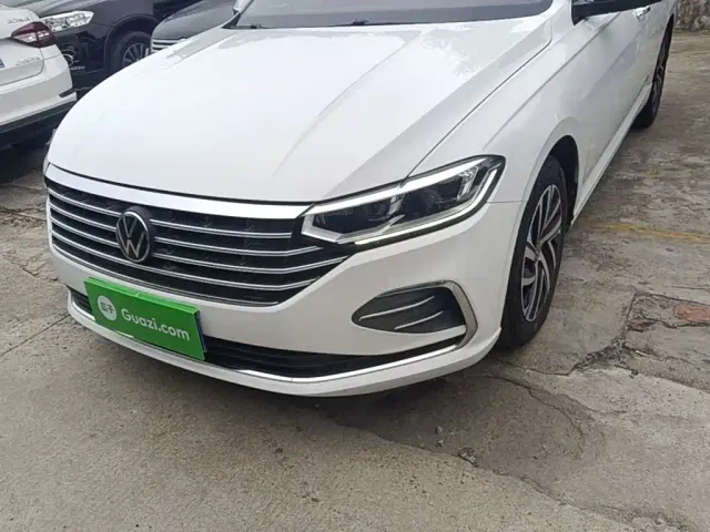 Volkswagen Lavida — Фото автомобиля 23