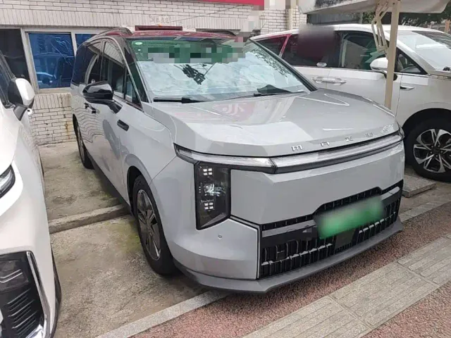 Maxus Dajia 7 — Фото автомобиля 3