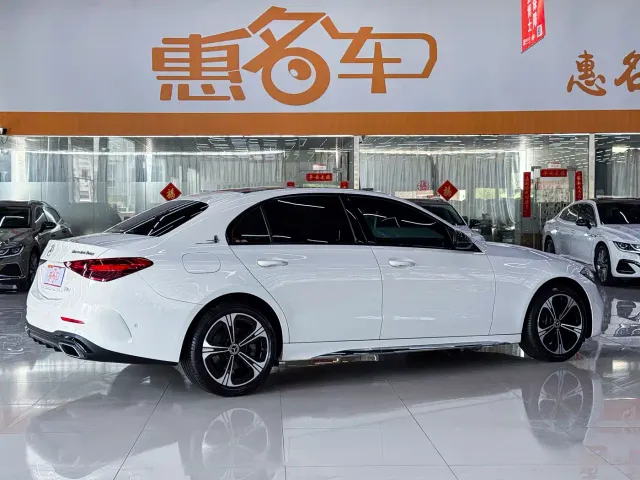 Mercedes-Benz C-Class — Фото автомобиля 25