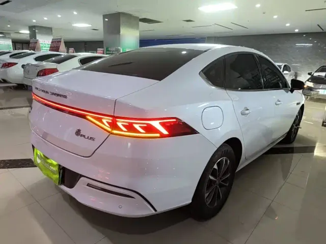 BYD Qin PLUS — Фото автомобиля 6